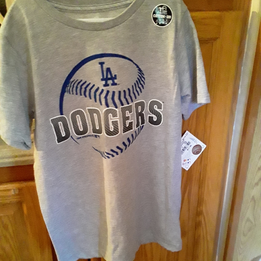 8-10 MLB shirt